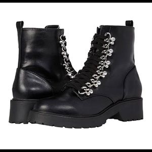 NWT XOXO Genni Lug Sole Hiker Combat Boot